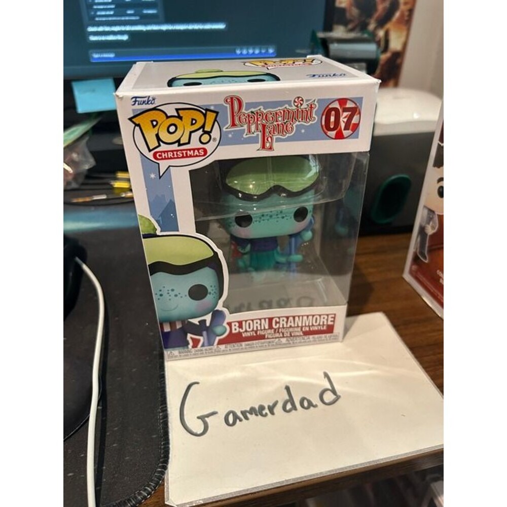 Funko Pop! Peppermint Lane Bjorn Cranmore vinyl figure 07